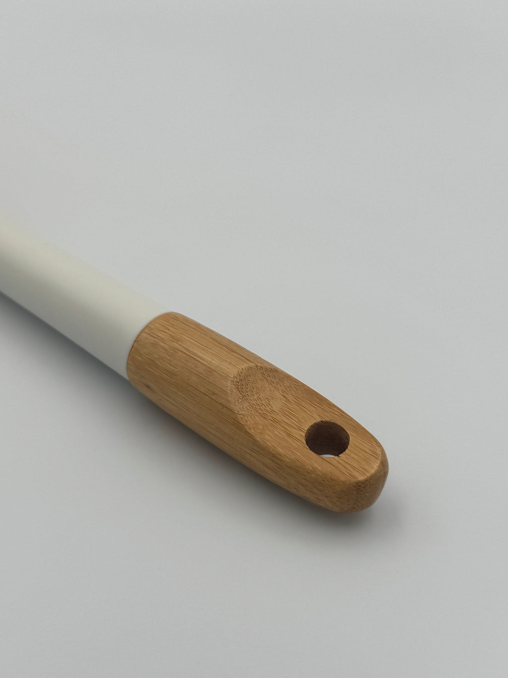 GEM+ | Premium 5 Pcs Wooden Silicone Utensil Set - Heat Resistant - Wood White