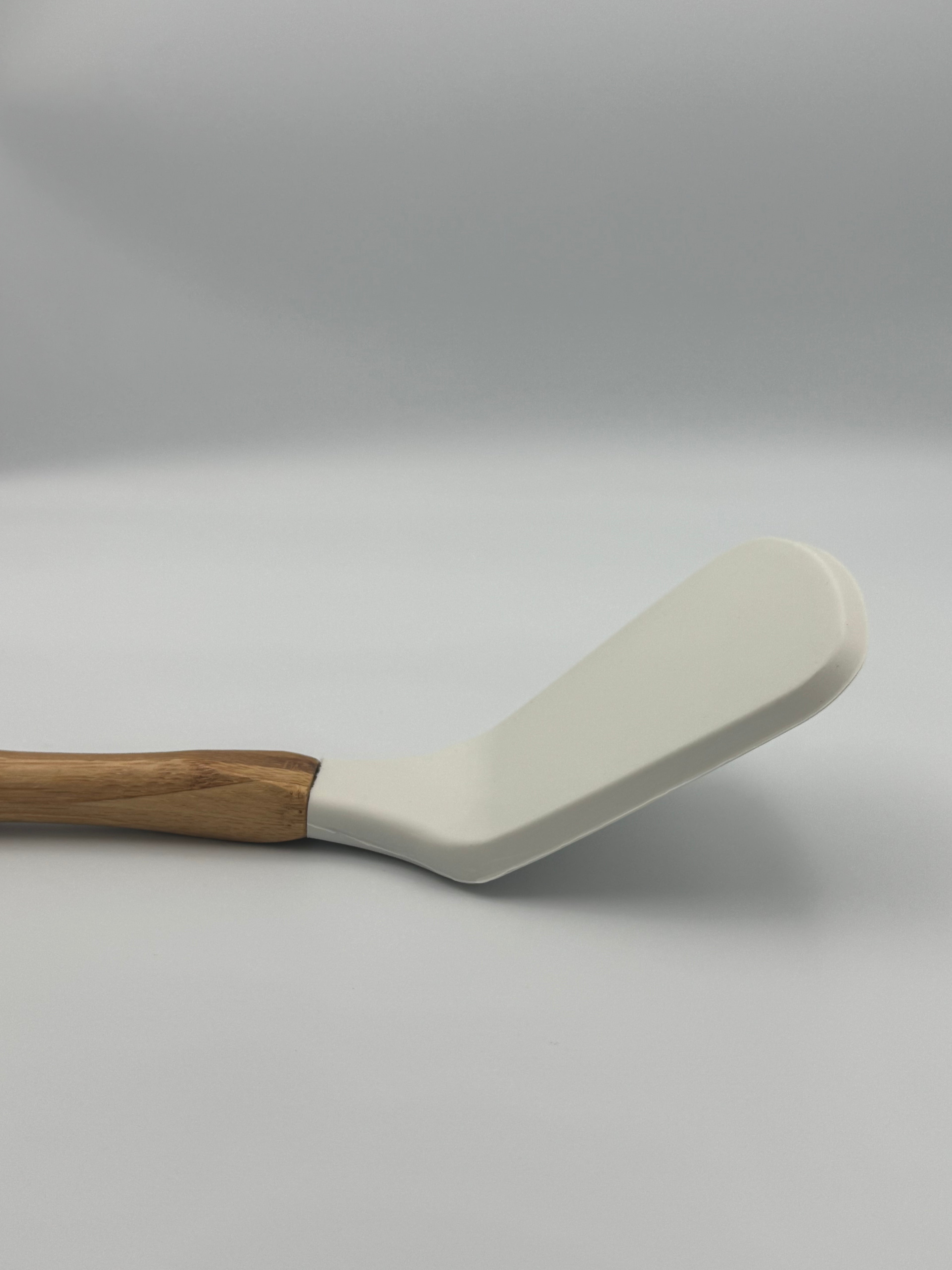 GEM+ | Premium 5 Pcs Wooden Silicone Utensil Set - Heat Resistant - Wood White