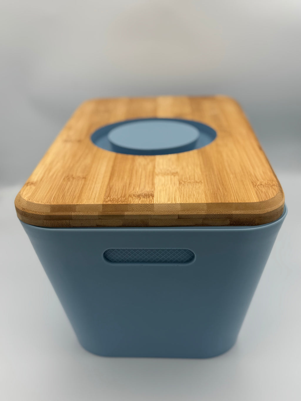 GEM+ | Bread Storage Bin Box with Eco Bamboo Cutting Board Lid – Extra Large – Blue