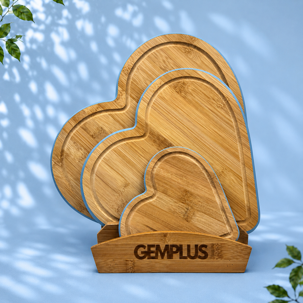 3 Heart Bamboo Chopping Boards with Stand, Blue
